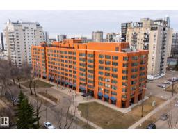 #216 10160 114 ST NW Wîhkwêntôwin