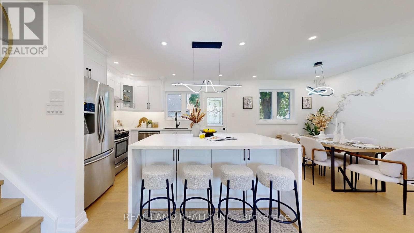 38 Cresthaven Drive, Toronto, Ontario M2H 1M1 - Photo 8 - C12547828