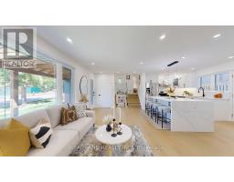 38 CRESTHAVEN DRIVE, Toronto, Ontario