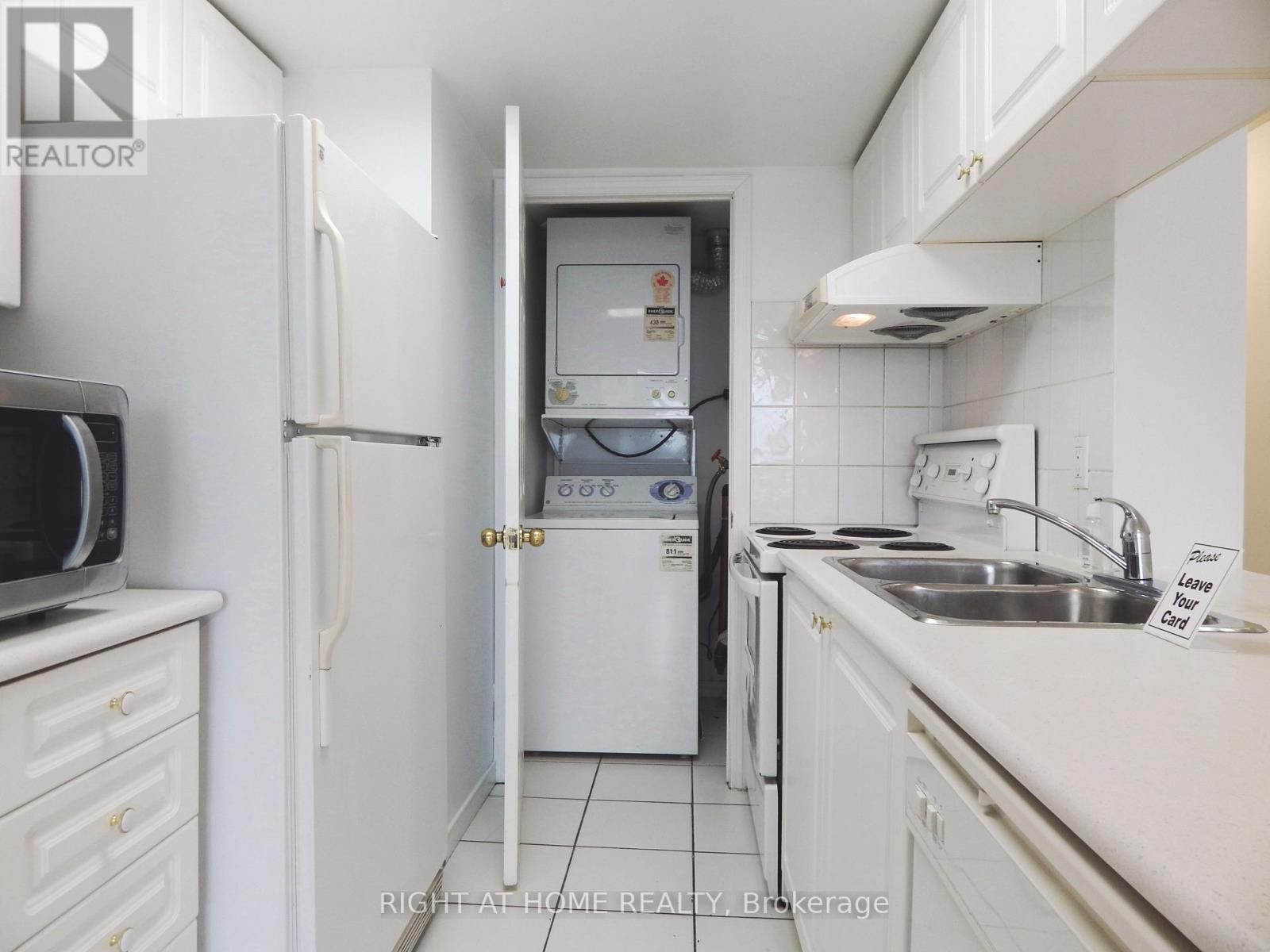 2303 - 8 Hillcrest Avenue, Toronto, Ontario M2N 6Y6 - Photo 7 - C12547830