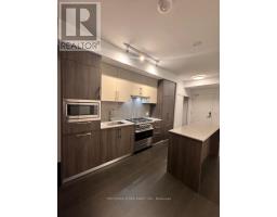 409 - 8 MANOR ROAD W, Toronto, Ontario