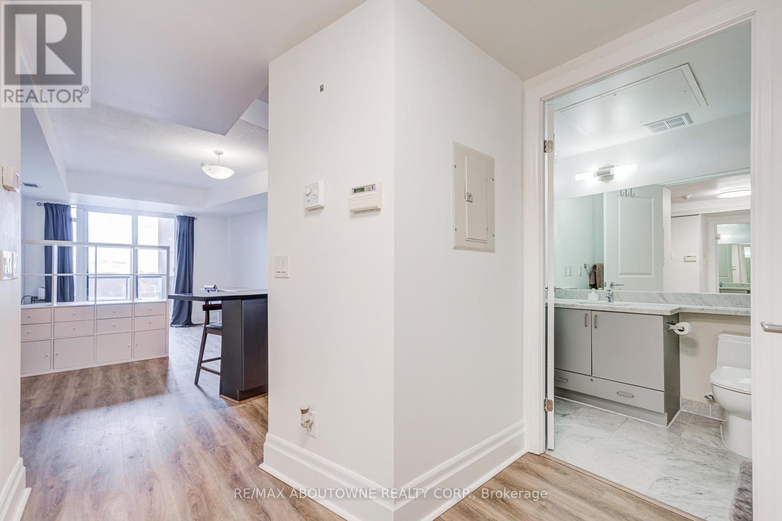 609 - 151 Upper Duke Crescent, Markham, Ontario L6G 0C9 - Photo 15 - N12547842