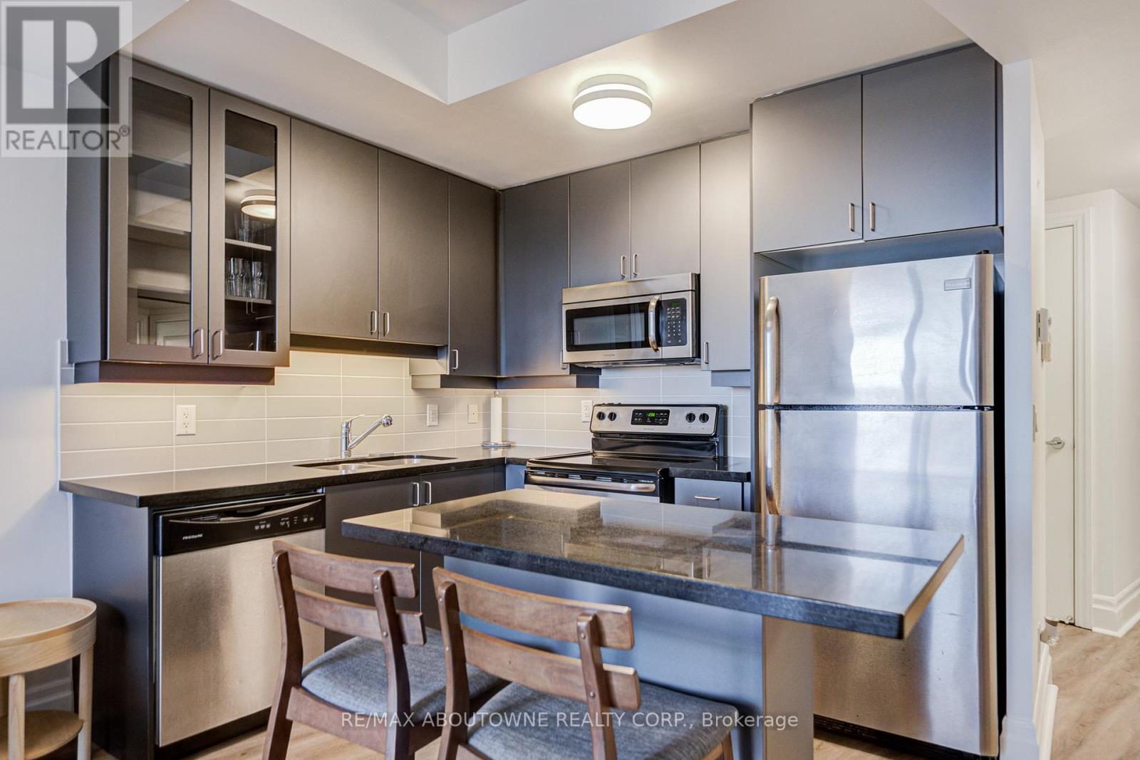 609 - 151 Upper Duke Crescent, Markham, Ontario L6G 0C9 - Photo 20 - N12547842