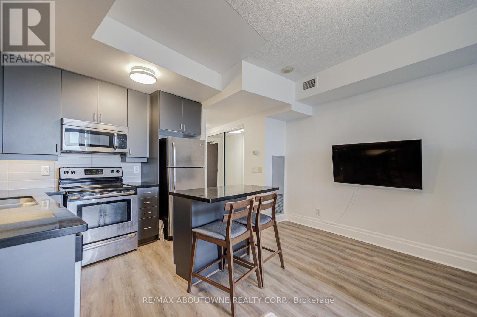 609 - 151 Upper Duke Crescent, Markham, Ontario L6G 0C9 - Photo 23 - N12547842