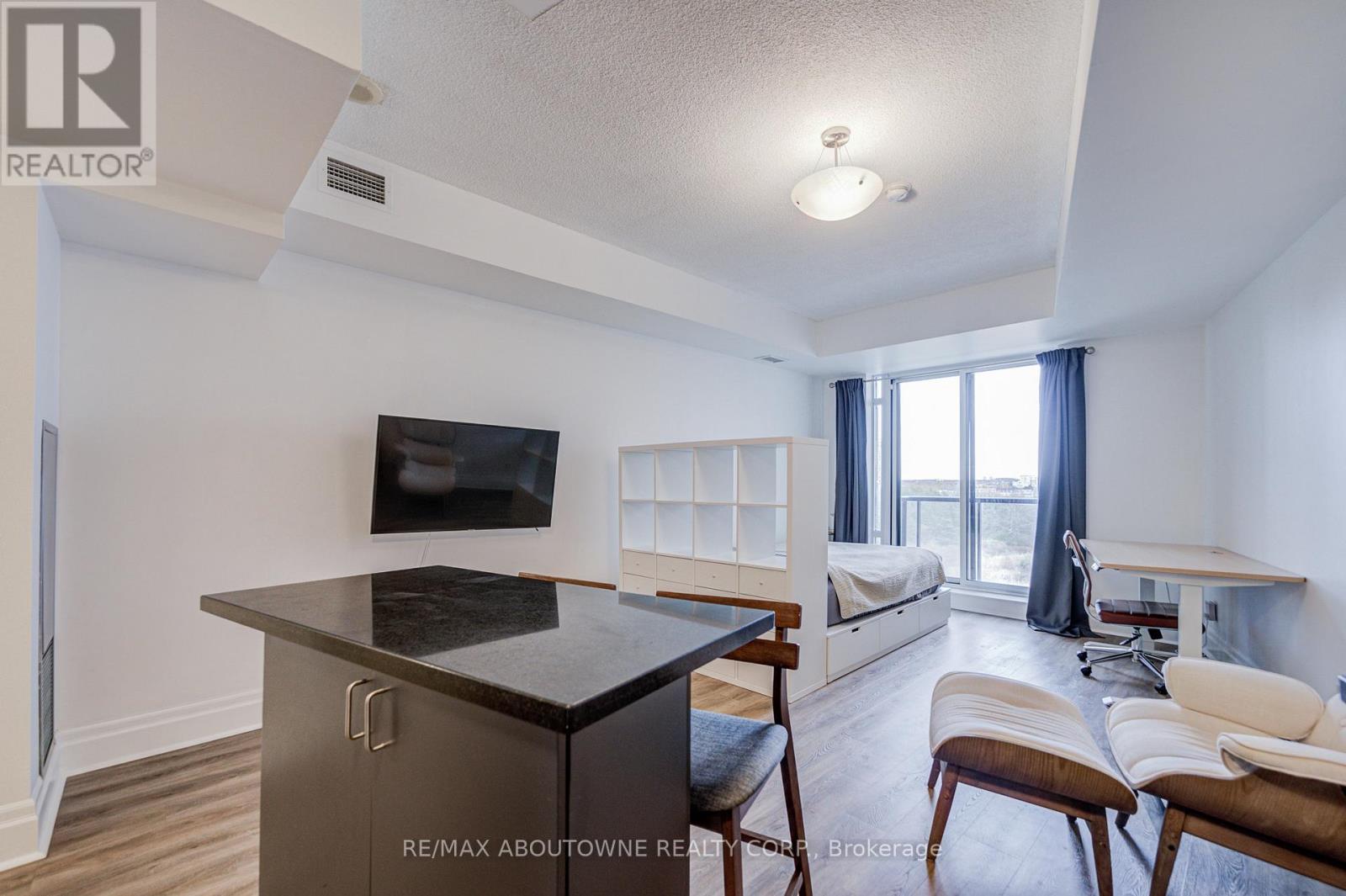 609 - 151 Upper Duke Crescent, Markham, Ontario L6G 0C9 - Photo 35 - N12547842