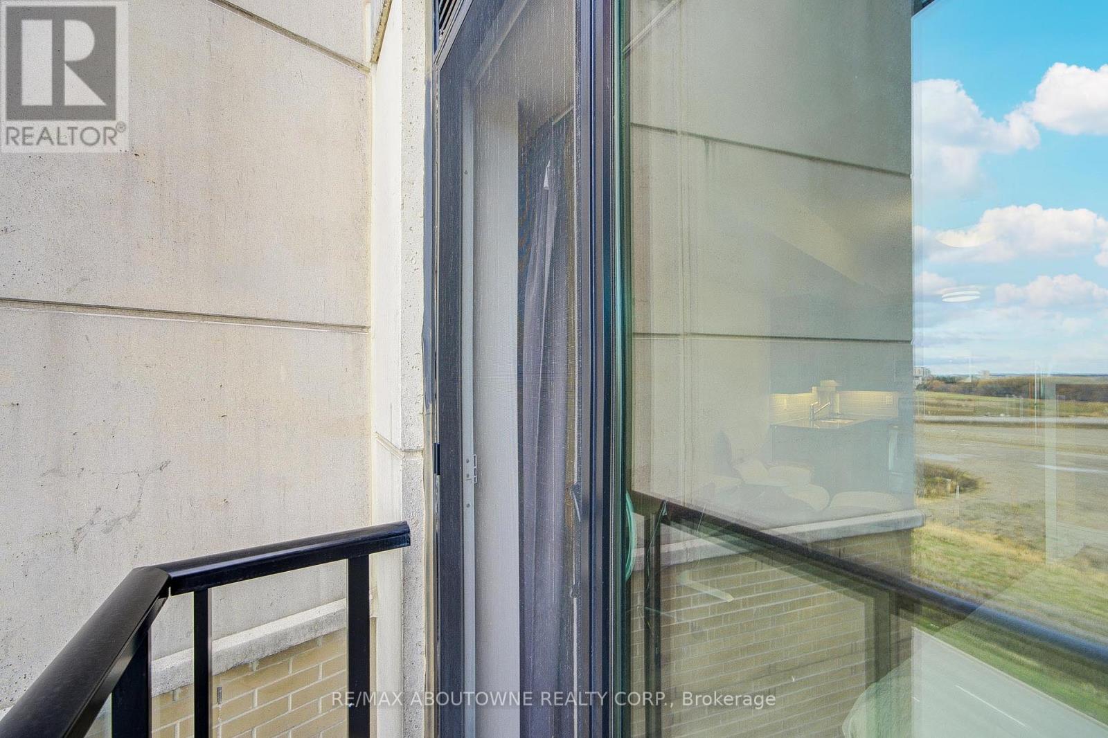 609 - 151 Upper Duke Crescent, Markham, Ontario L6G 0C9 - Photo 38 - N12547842