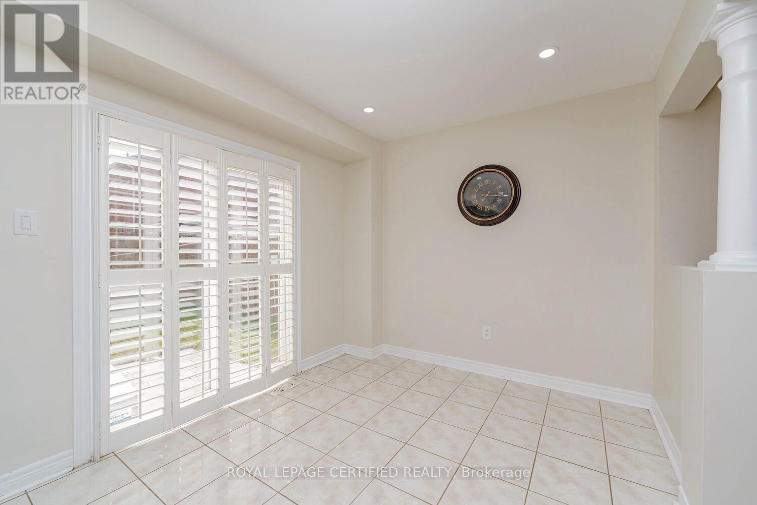 26 Bushcroft Trail, Brampton, Ontario L7A 2L1 - Photo 9 - W12547844