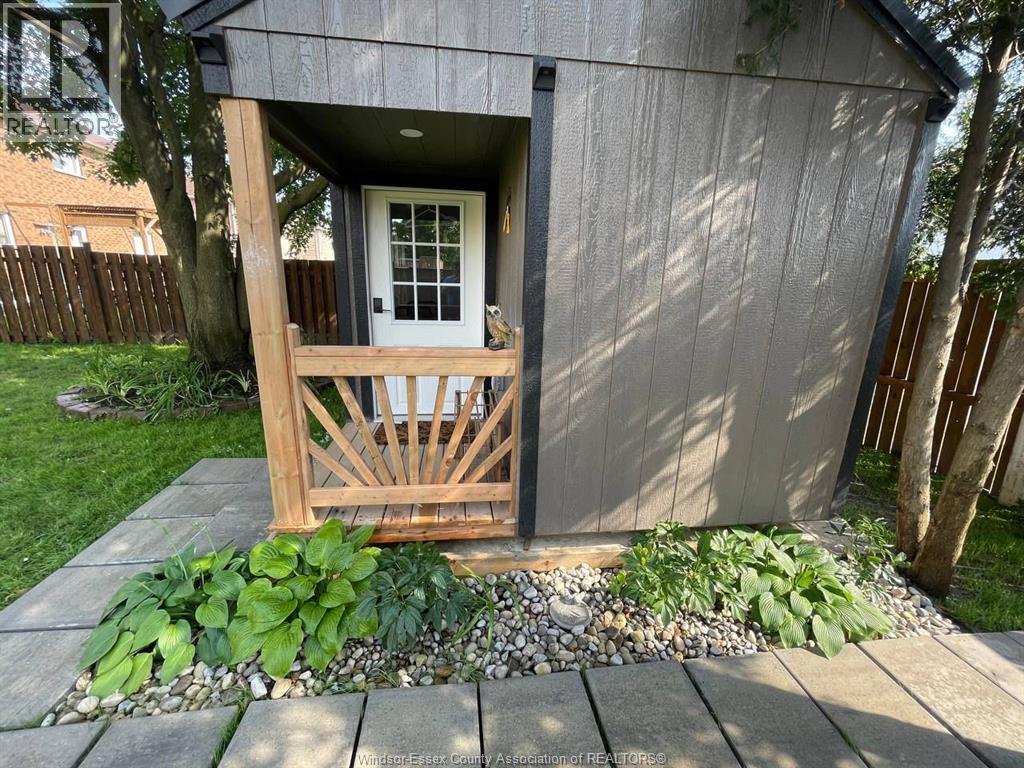 265 Geraldine Crescent Unit# Adu, Windsor, Ontario N9E 4M8 - Photo 2 - 25028853