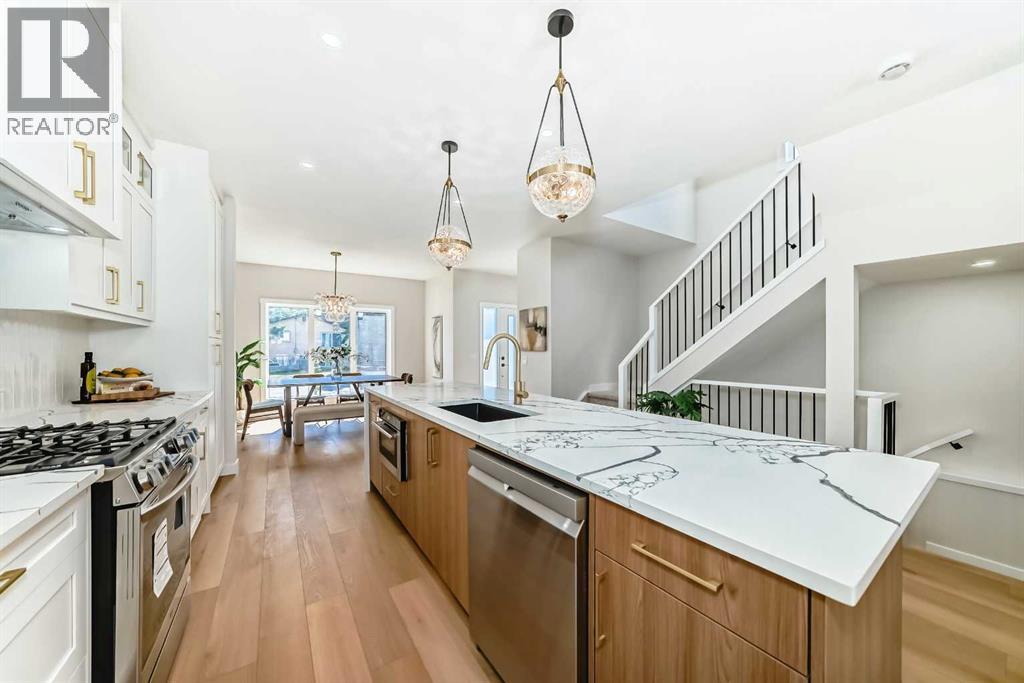 4816 70 Street Nw, Calgary, Alberta  T3B 2K6 - Photo 4 - A2232447