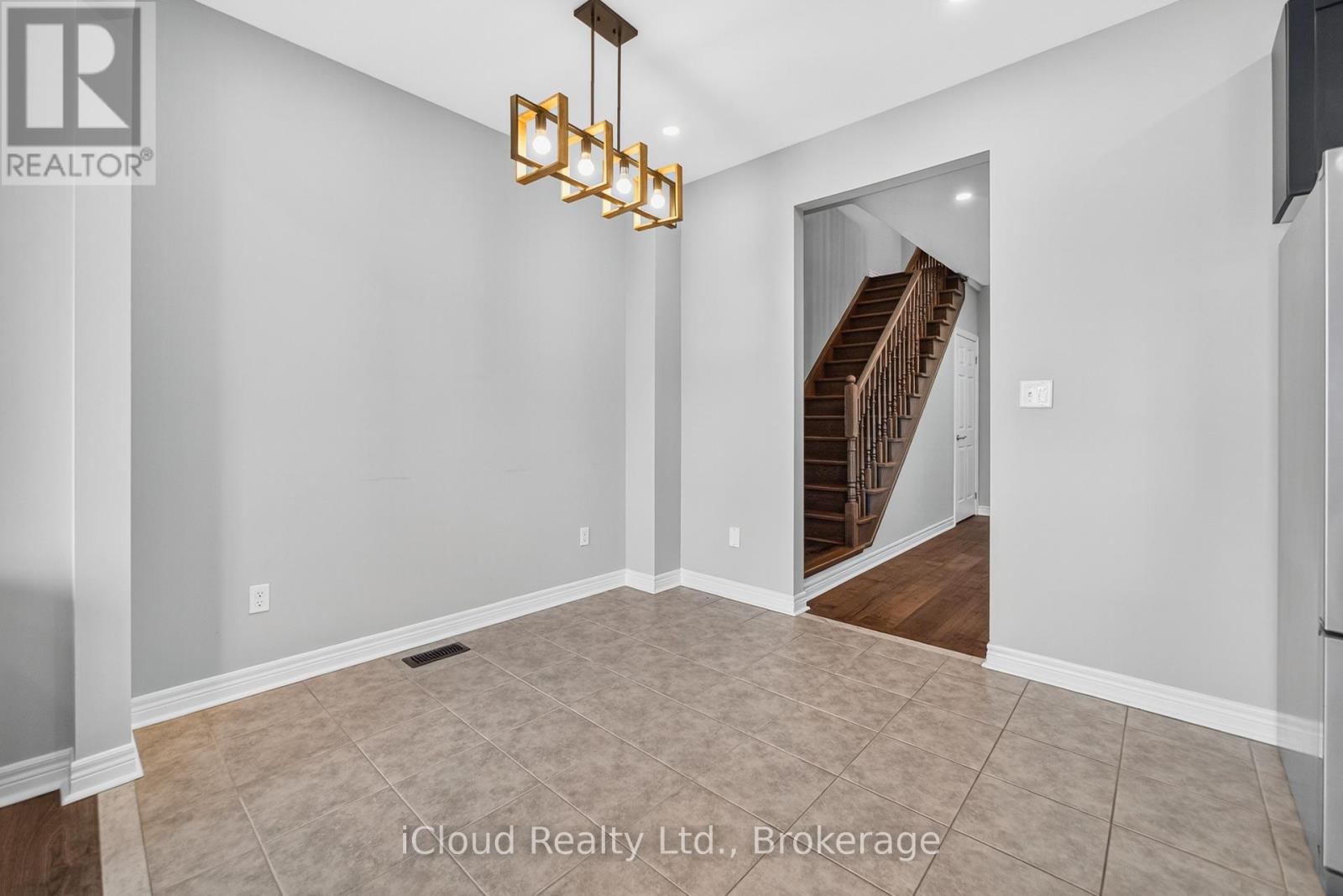 617 Mockridge Terrace, Milton, Ontario L9T 7V2 - Photo 13 - W12547340