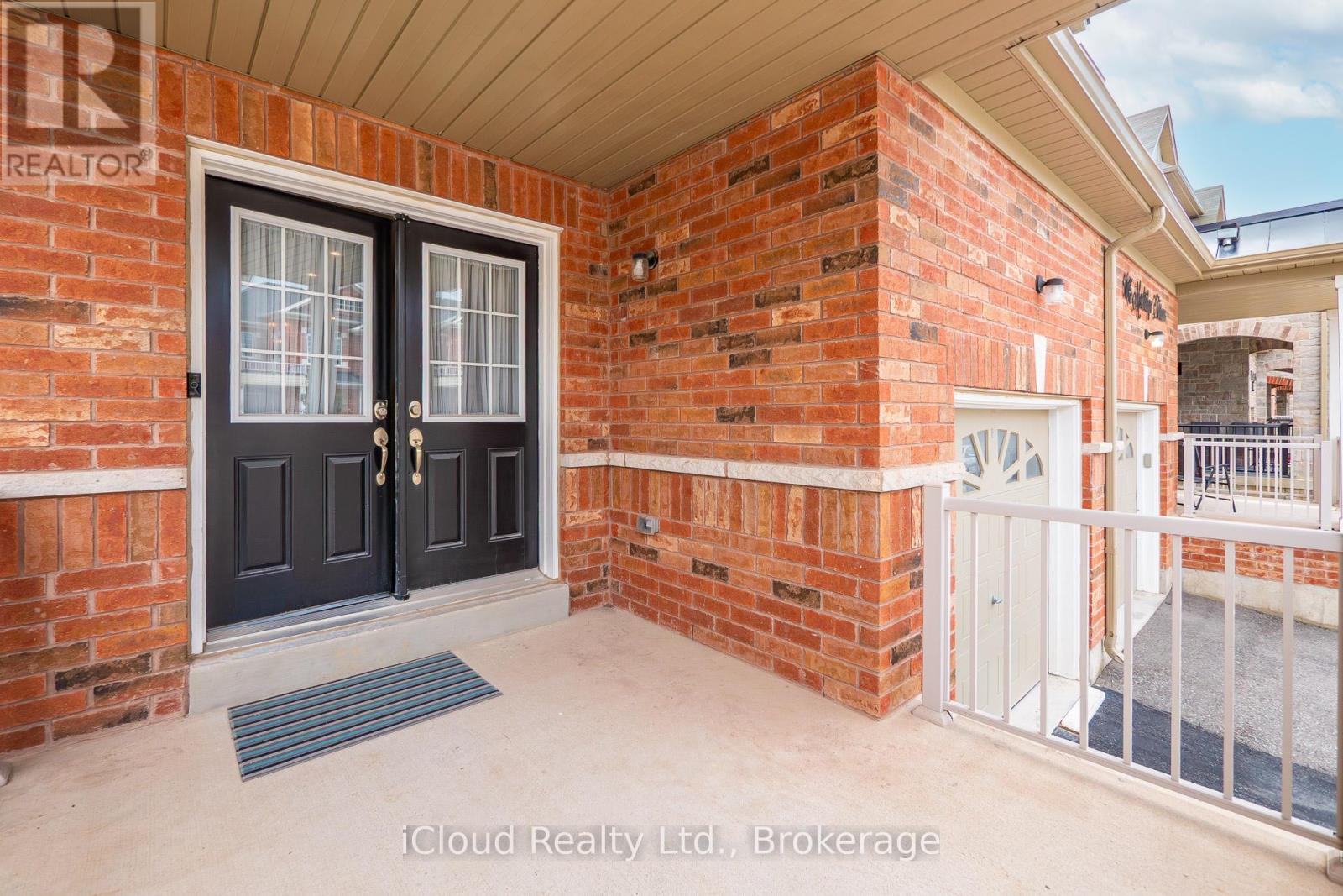 617 Mockridge Terrace, Milton, Ontario L9T 7V2 - Photo 5 - W12547340