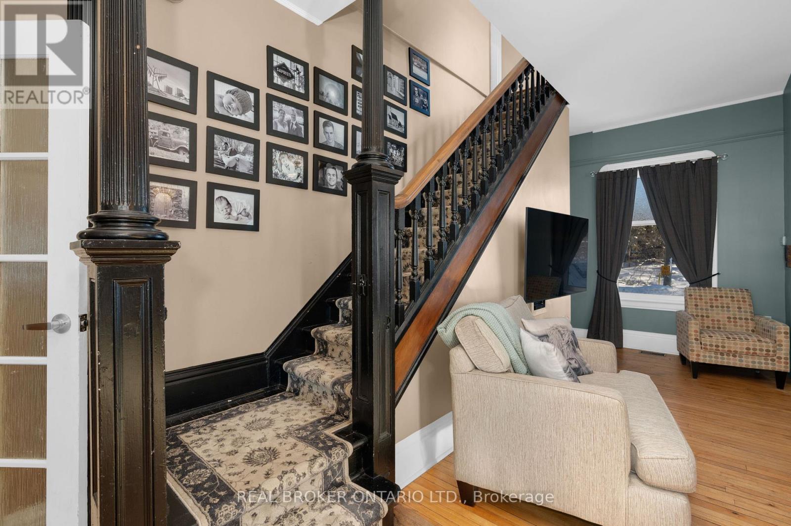 1002 Cowbell Lane, Gravenhurst, Ontario  P0E 1N0 - Photo 22 - X12312892