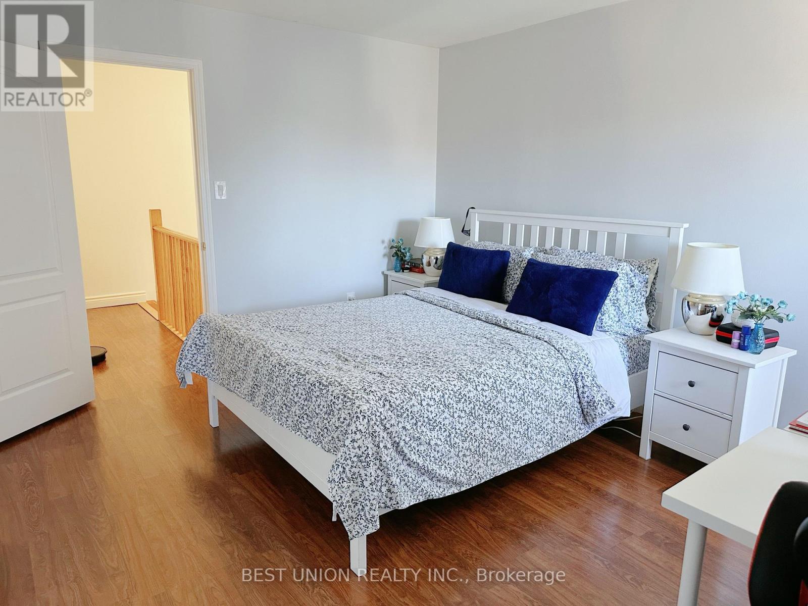 320 Country Glen Road S, Markham, Ontario L6B 1C5 - Photo 10 - N12421710