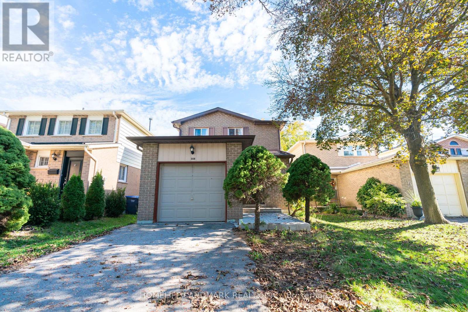 3108 Plum Tree Crescent, Mississauga, Ontario  L5N 4W9 - Photo 2 - W12465662