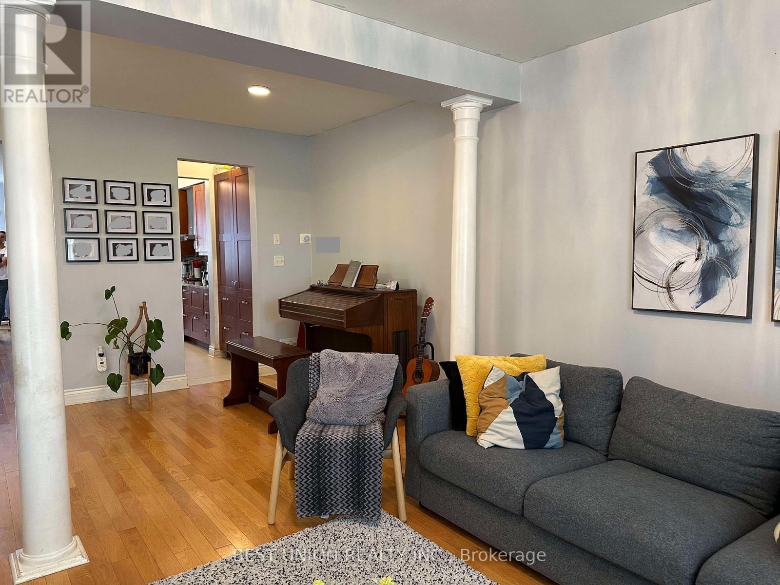 320 Country Glen Road S, Markham, Ontario L6B 1C5 - Photo 23 - N12421710