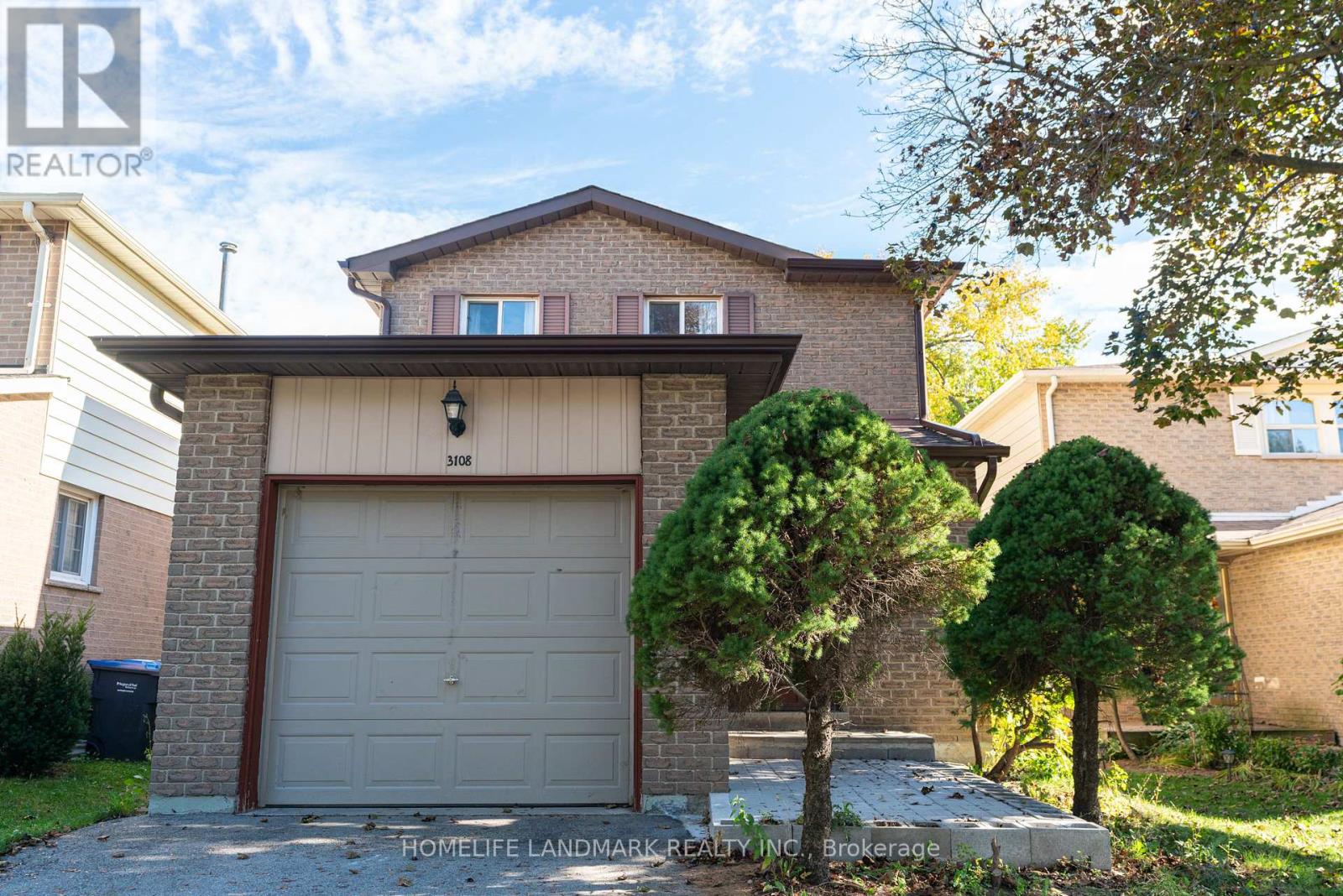 3108 Plum Tree Crescent, Mississauga, Ontario  L5N 4W9 - Photo 3 - W12465662