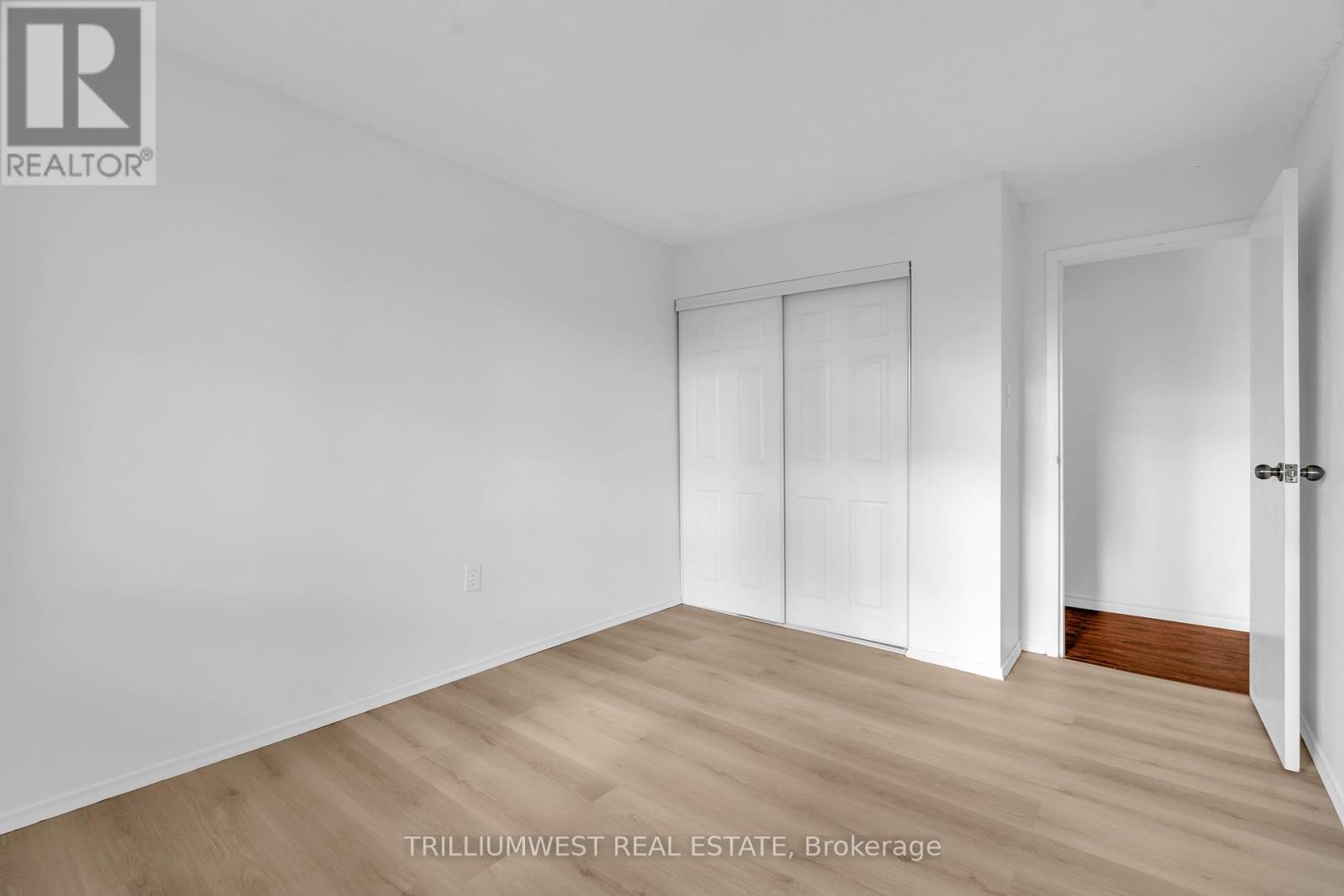 602 - 64 Benton Street, Kitchener, Ontario N2G 4L9 - Photo 18 - X12486795