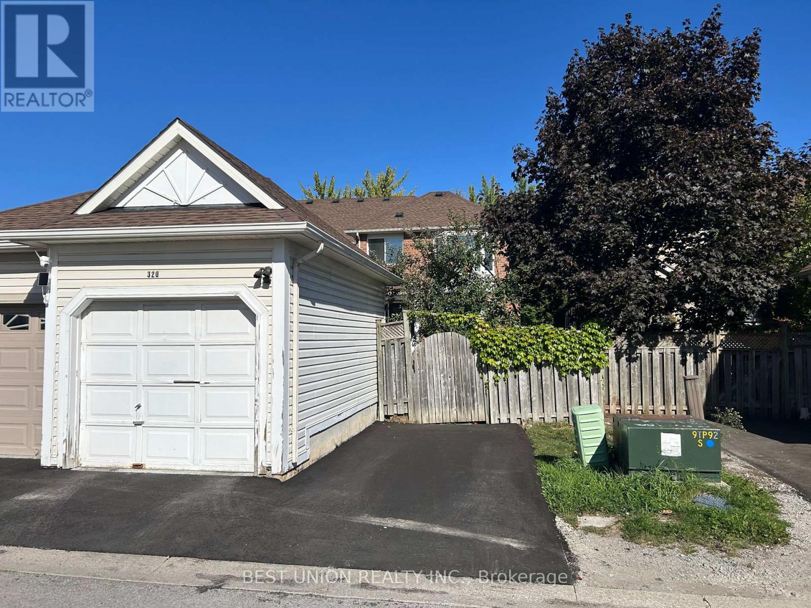 320 Country Glen Road S, Markham, Ontario L6B 1C5 - Photo 17 - N12421710