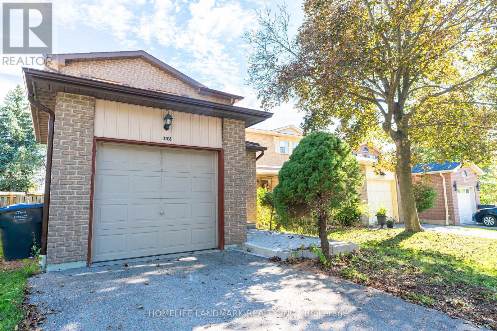 3108 Plum Tree Crescent, Mississauga, Ontario  L5N 4W9 - Photo 4 - W12465662