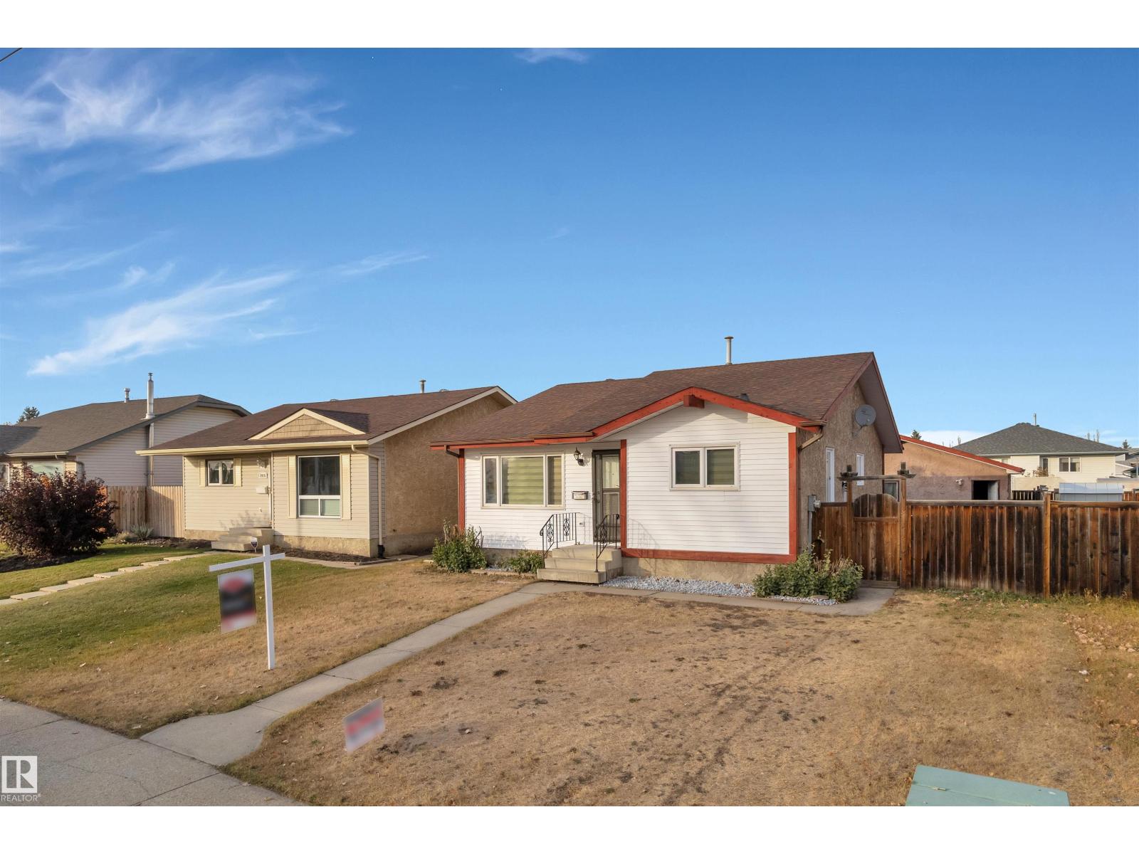 1912 151 Ave Nw, Edmonton, Alberta  T5Y 2A6 - Photo 4 - E4465854