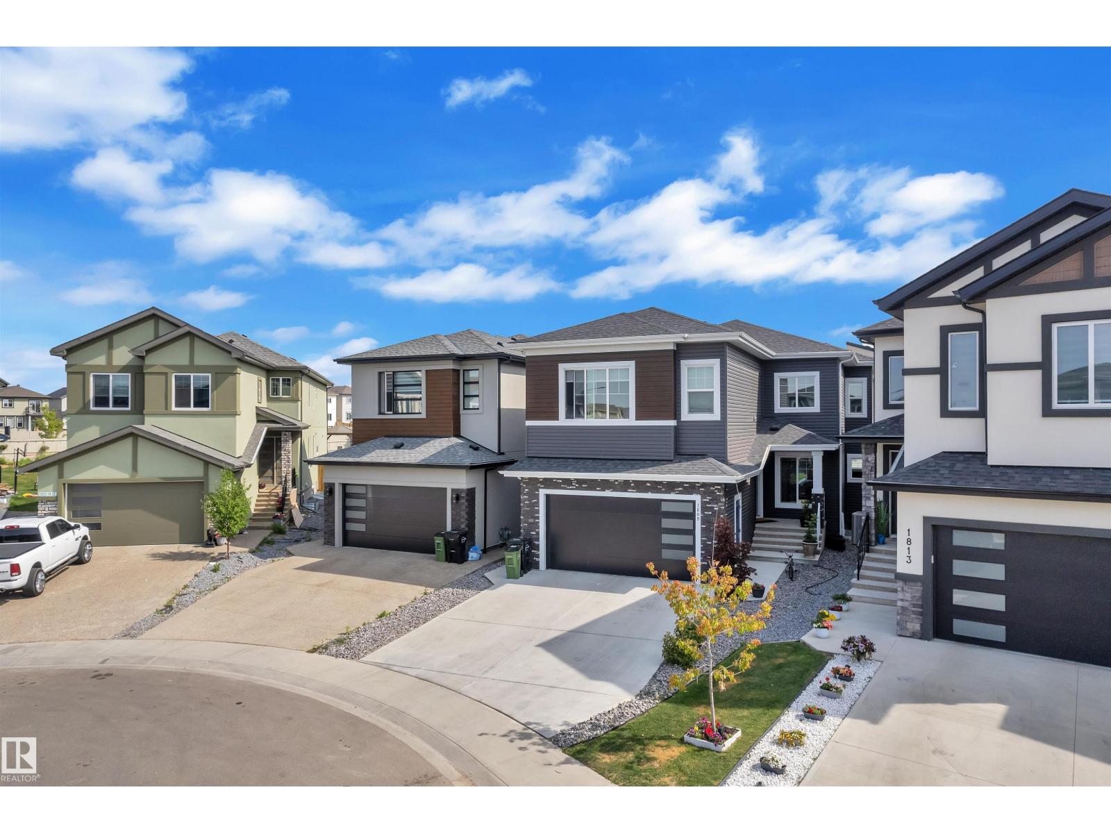 1809 18a Av Nw, Edmonton, Alberta  T6T 2M9 - Photo 2 - E4465855