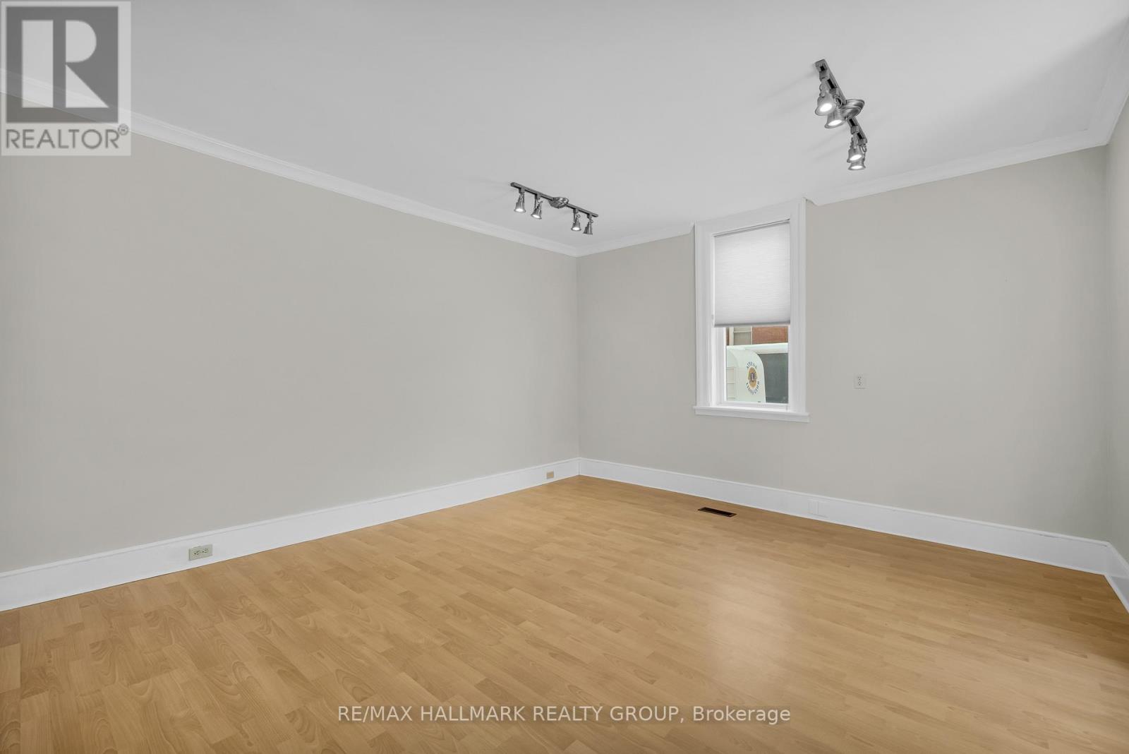 1 - 10 Wellington Street E, Athens, Ontario K0E 1B0 - Photo 10 - X12547884