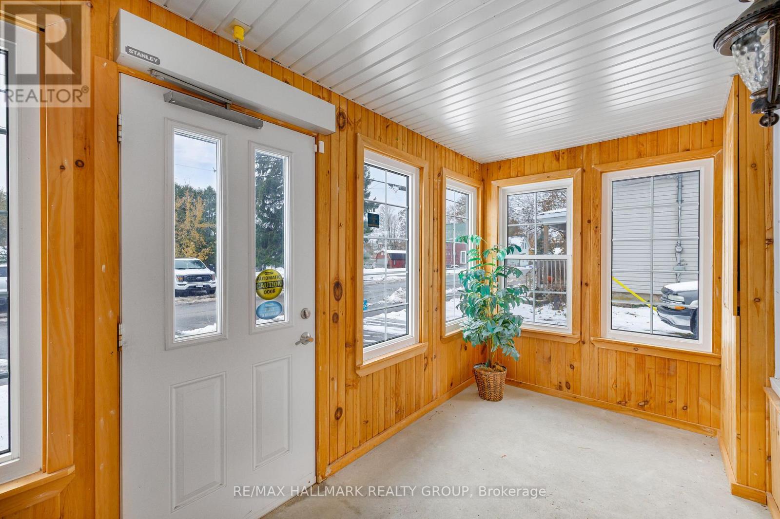 1 - 10 Wellington Street E, Athens, Ontario K0E 1B0 - Photo 3 - X12547884