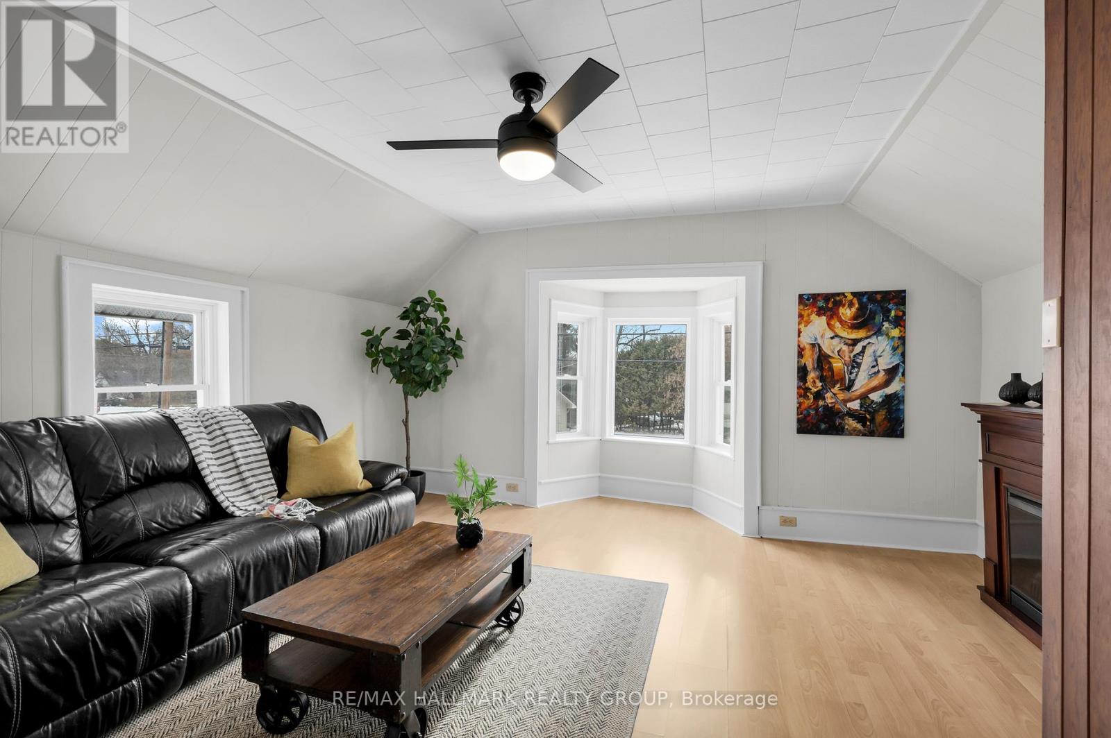 2 - 10 Wellington Street E, Athens, Ontario K0E 1B0 - Photo 9 - X12547886