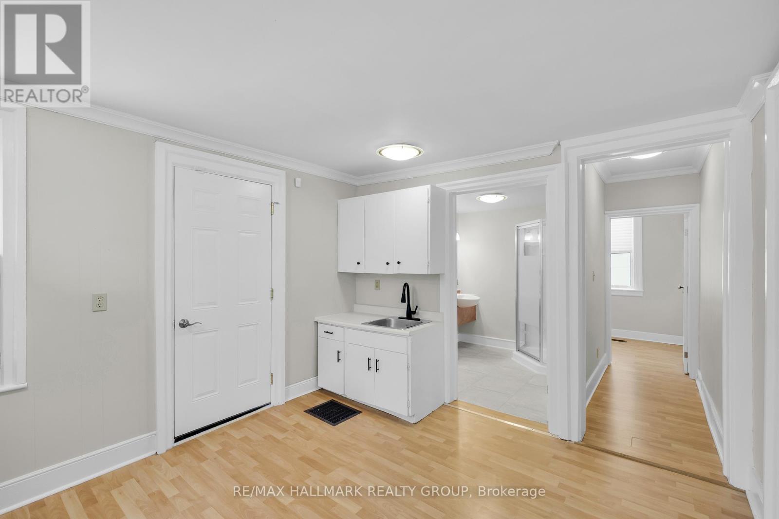 10 Wellington Street E, Athens, Ontario K0E 1B0 - Photo 9 - X12547888