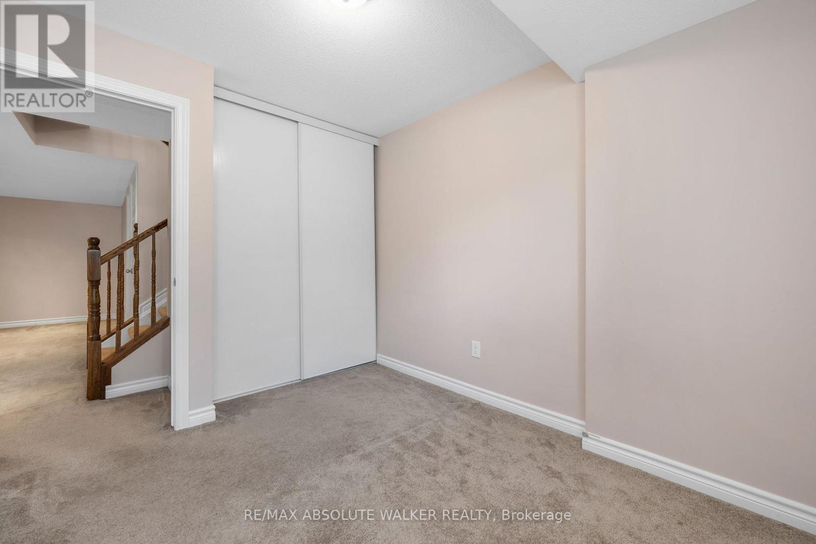 A - 262 Titanium Private, Ottawa, Ontario K1C 0A5 - Photo 25 - X12354121