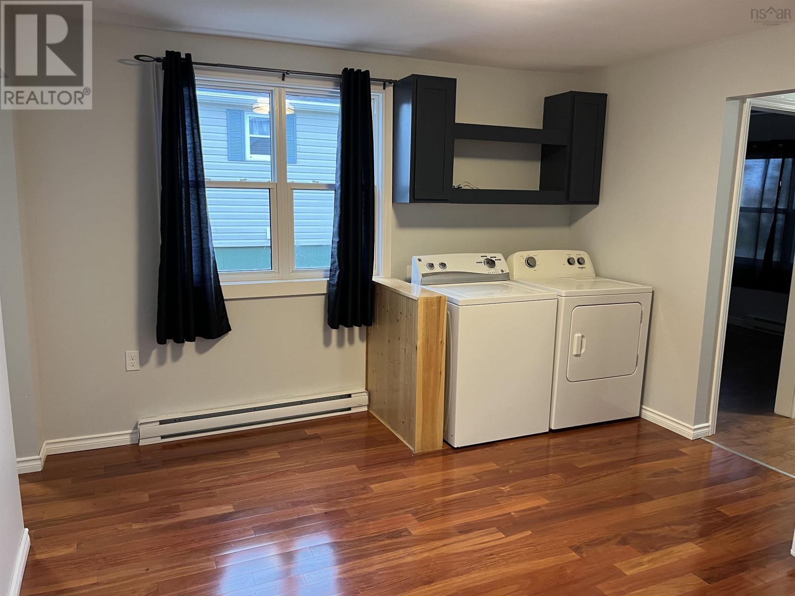 25 Morrison Street, Glace Bay, Nova Scotia  B1A 2G7 - Photo 8 - 202527718