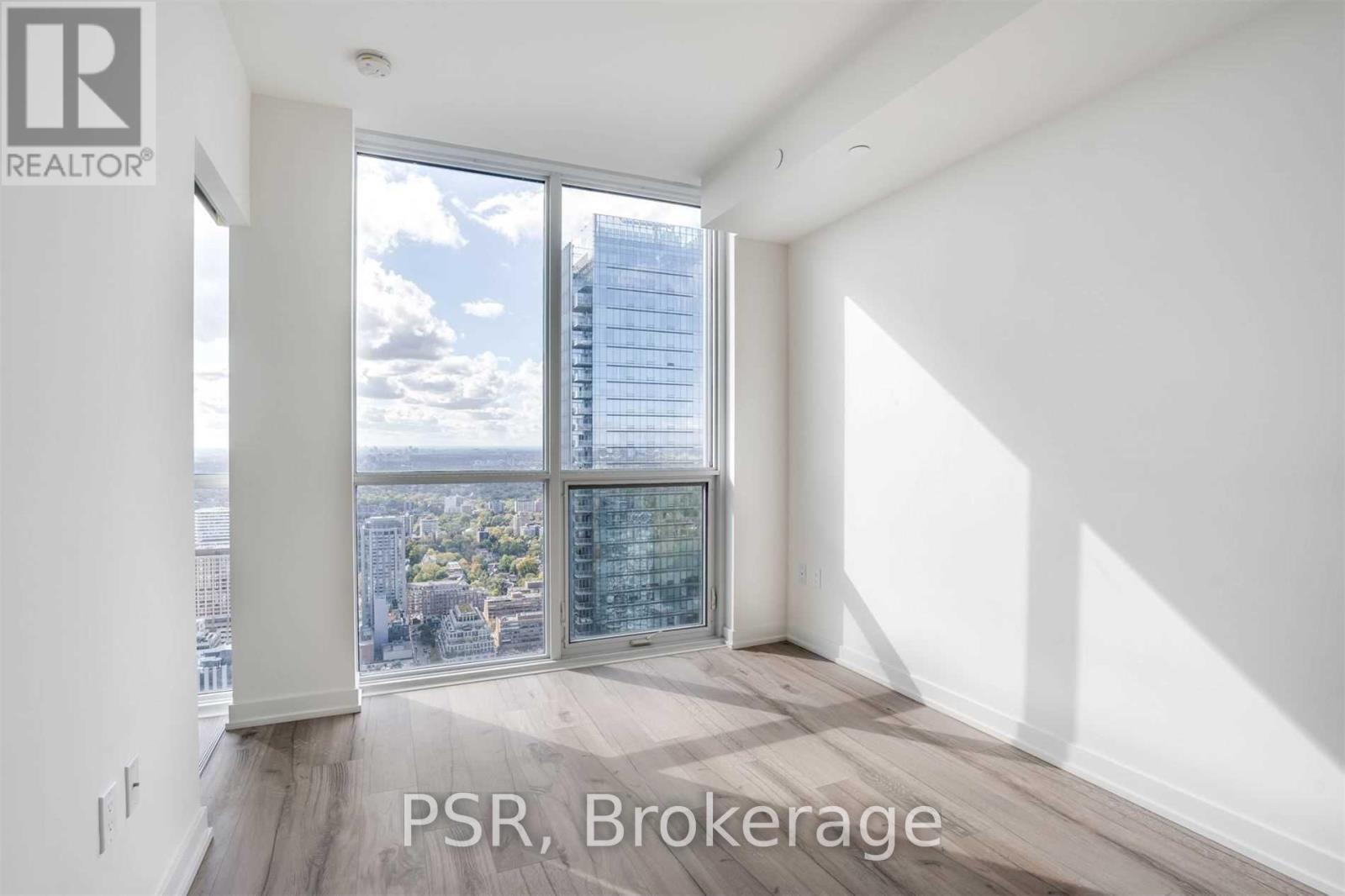 5004 - 1 Yorkville Avenue, Toronto, Ontario M4W 1L1 - Photo 4 - C12546960