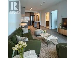 435 - 8 BEVERLEY GLEN BOULEVARD