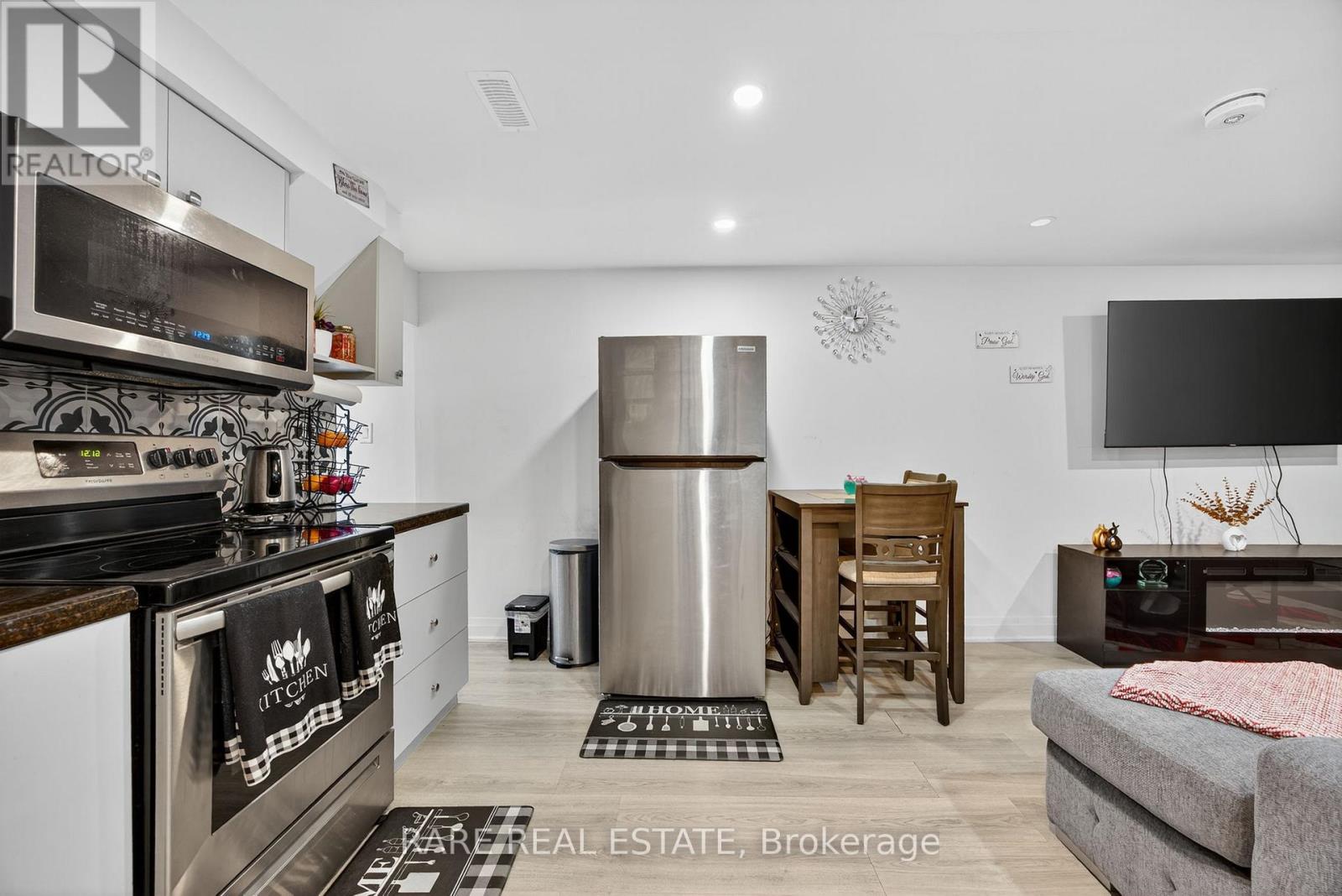 2131 Wilson Street, Innisfil, Ontario  L9S 0N8 - Photo 25 - N12547874