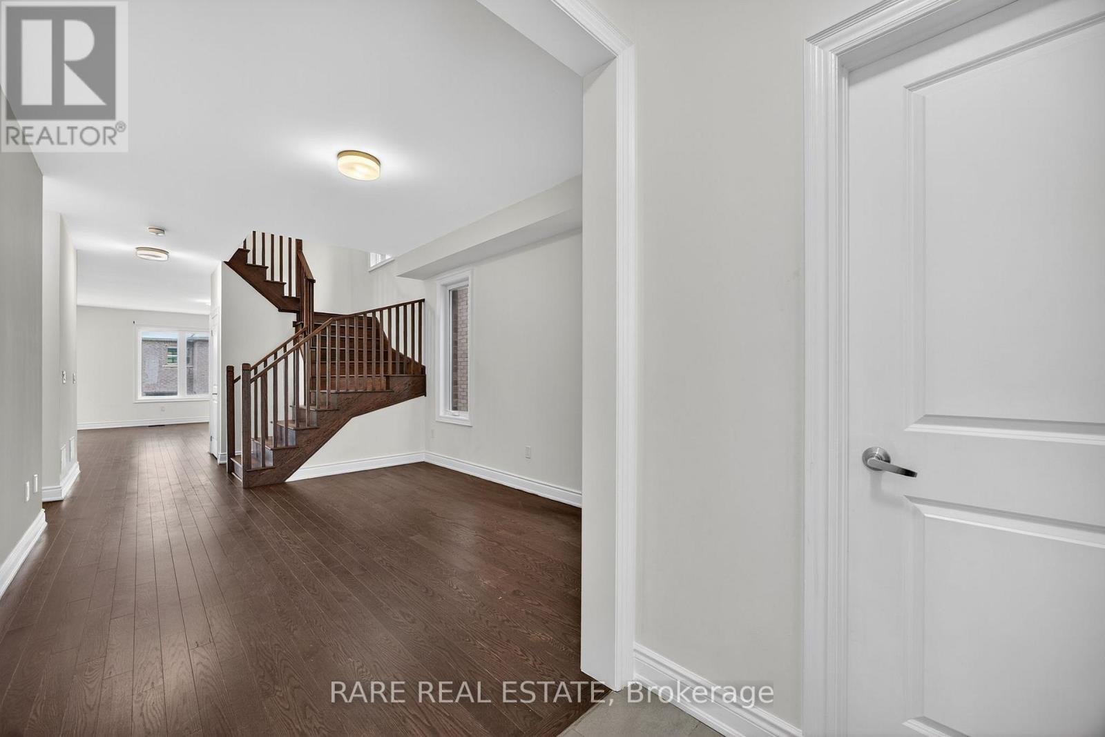 2131 Wilson Street, Innisfil, Ontario  L9S 0N8 - Photo 5 - N12547874