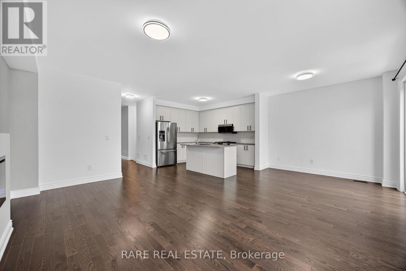 2131 Wilson Street, Innisfil, Ontario  L9S 0N8 - Photo 9 - N12547874