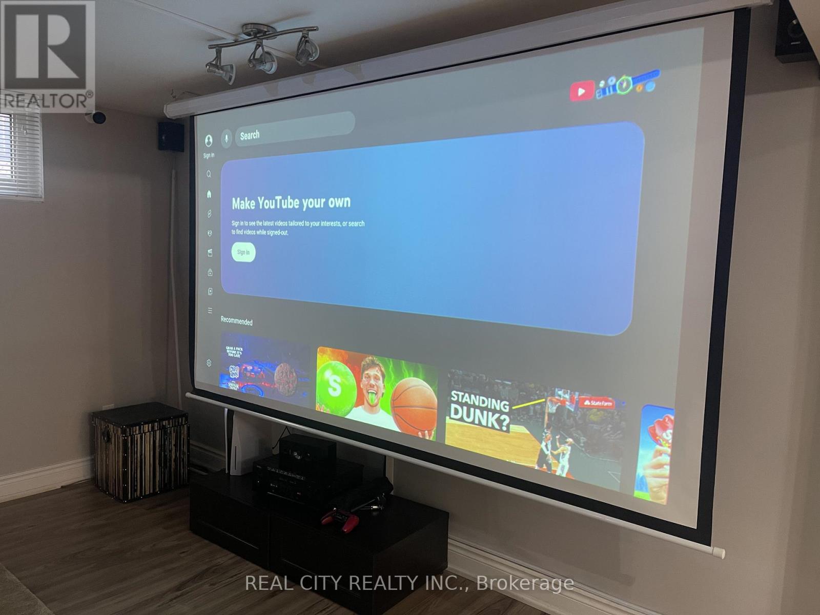 47 Ladyslipper Court, Markham, Ontario  L3T 2S6 - Photo 4 - N12547882