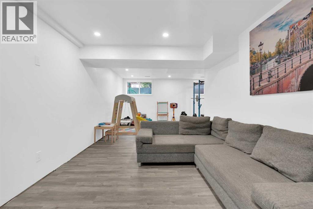 2020 Windsong Drive Sw, Airdrie, Alberta  T4B 0P6 - Photo 30 - A2238021