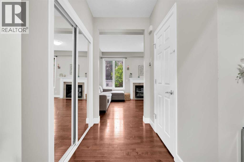 2020 Windsong Drive Sw, Airdrie, Alberta  T4B 0P6 - Photo 4 - A2238021