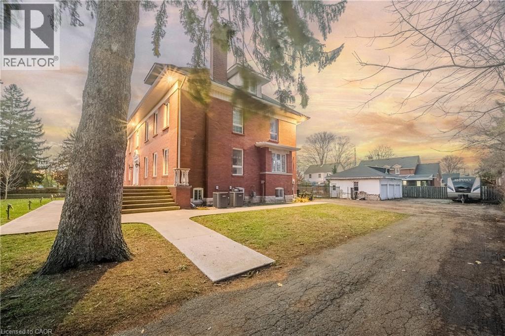 417 Broad Street W, Dunnville, Ontario  N1A 1T4 - Photo 6 - 40788351