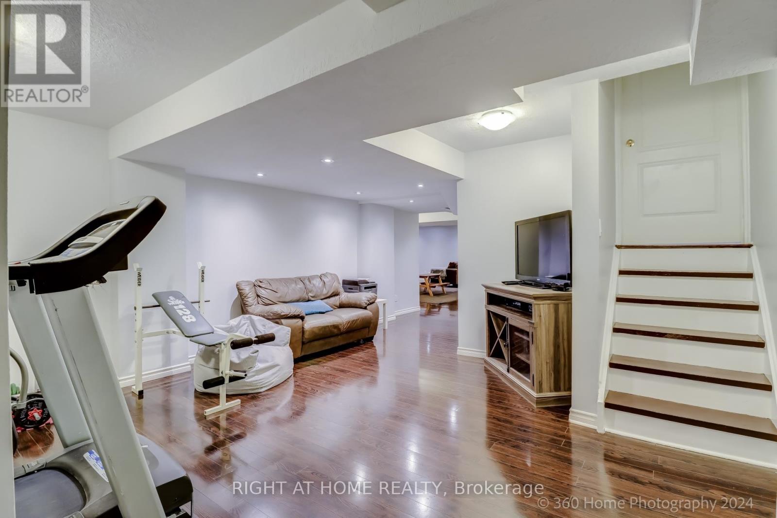 Lower - 69 Calderstone, Brampton, Ontario  L6P 2A7 - Photo 9 - W12547870