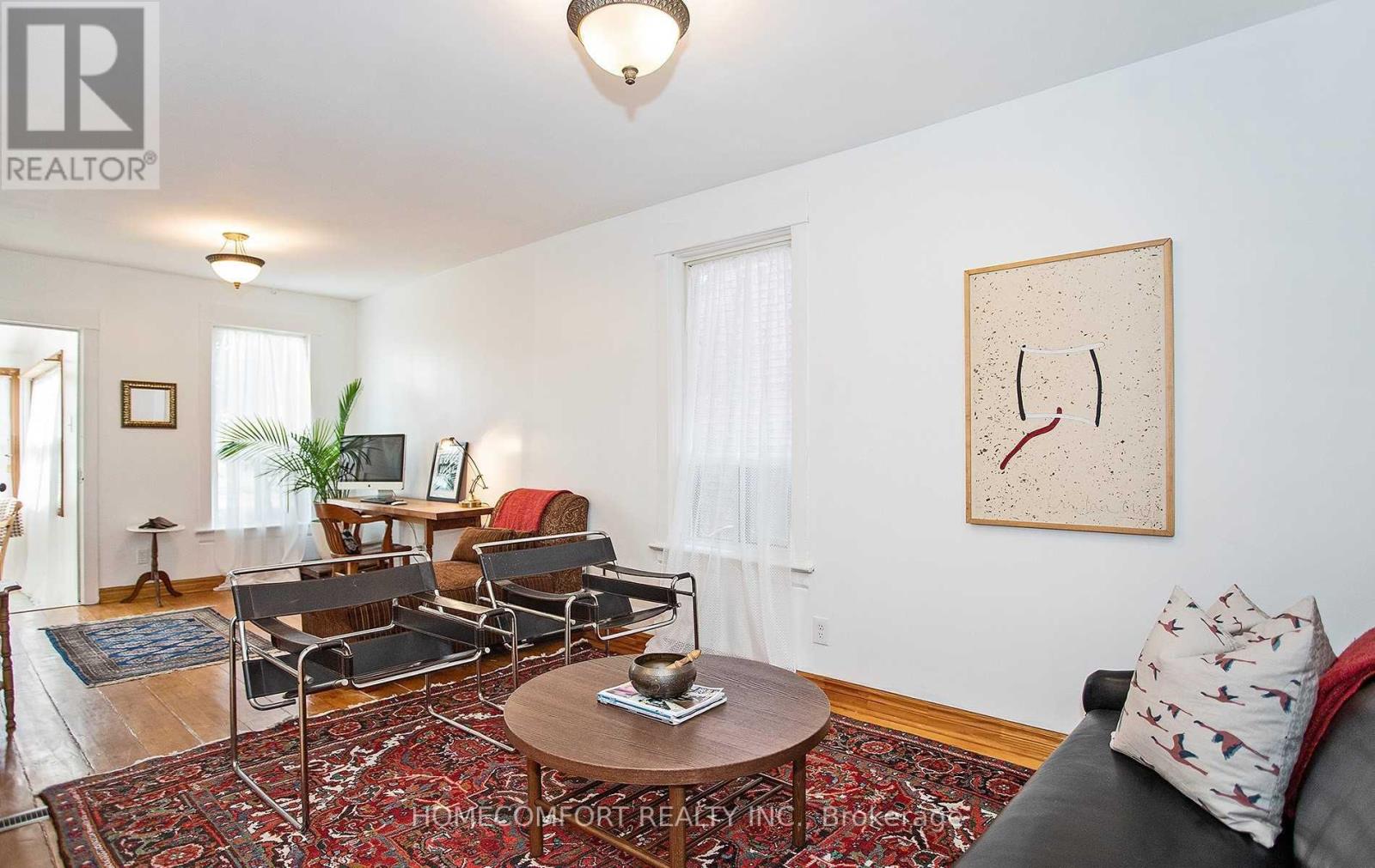 Upper - 11 Pauline Avenue, Toronto, Ontario  M6H 3M7 - Photo 11 - W12547898