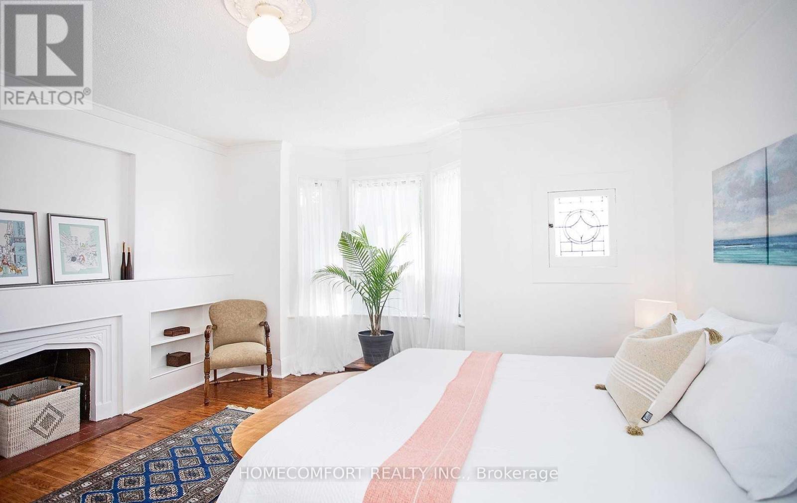 Upper - 11 Pauline Avenue, Toronto, Ontario  M6H 3M7 - Photo 16 - W12547898