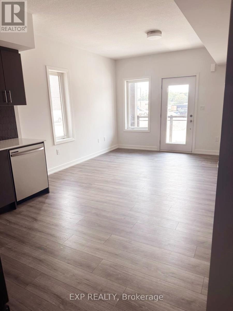 46 - 940 St David Street N, Centre Wellington, Ontario N1M 2W3 - Photo 9 - X12547850