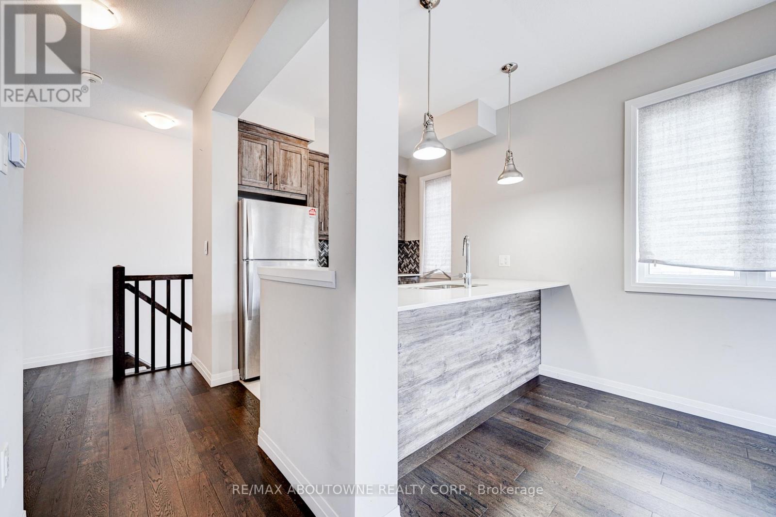 19 Ritchie Lane, Hamilton, Ontario  L9G 0H2 - Photo 16 - X12547854