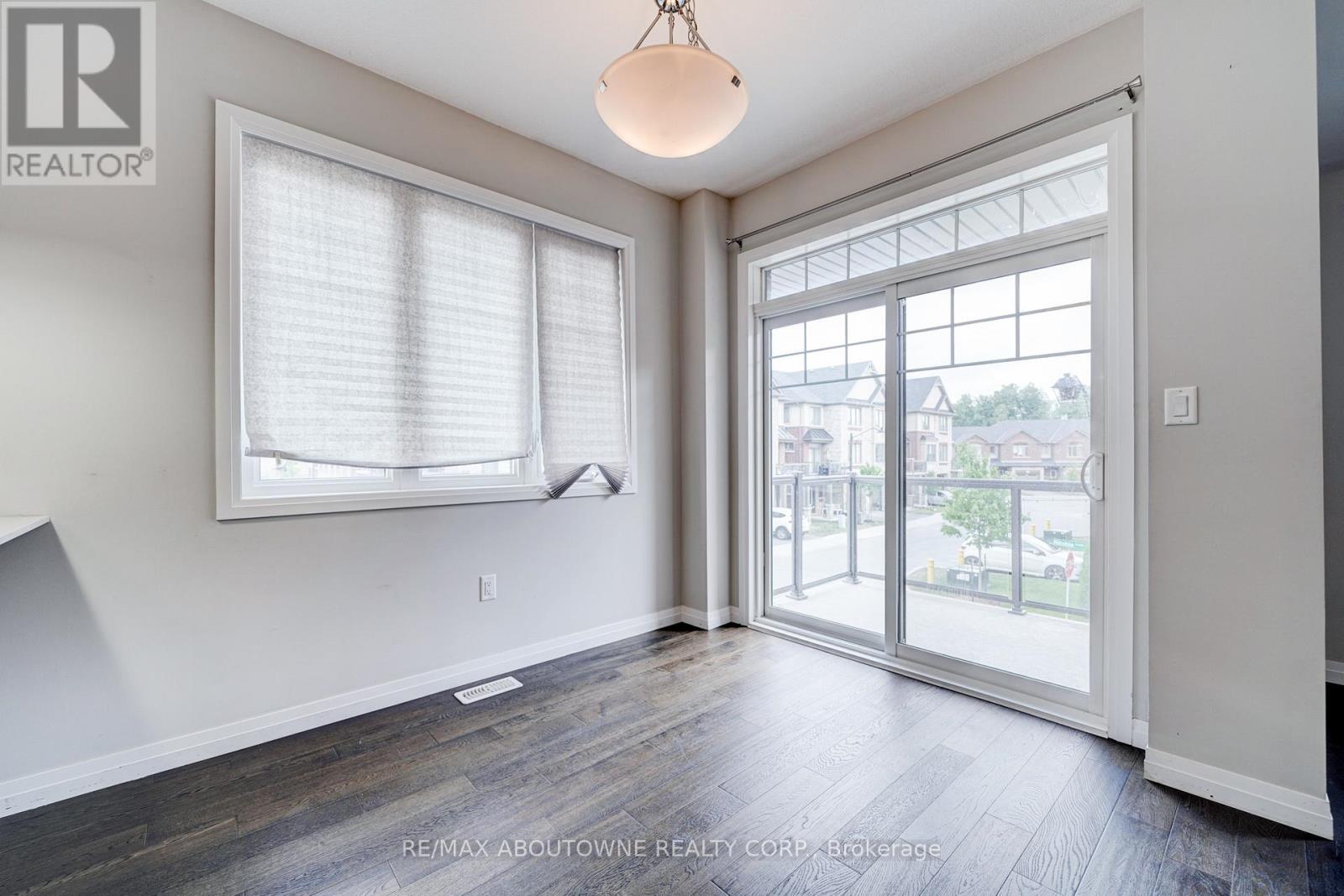 19 Ritchie Lane, Hamilton, Ontario  L9G 0H2 - Photo 19 - X12547854