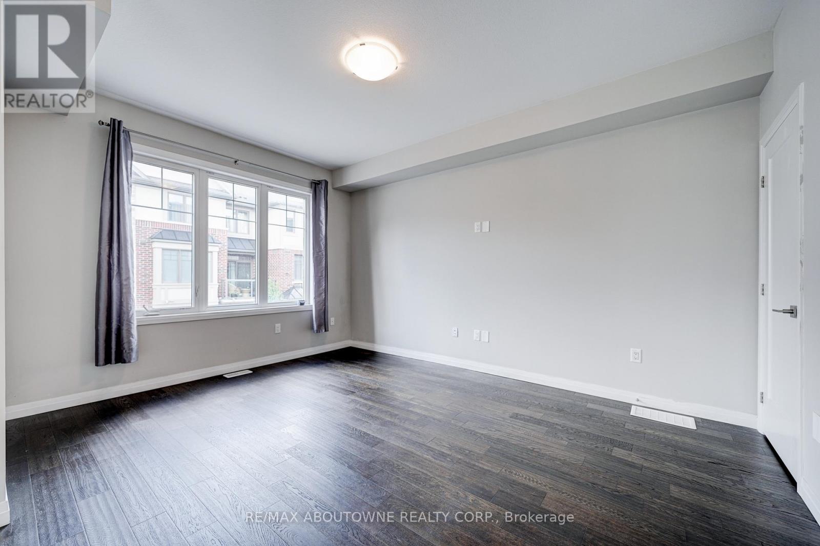 19 Ritchie Lane, Hamilton, Ontario  L9G 0H2 - Photo 22 - X12547854