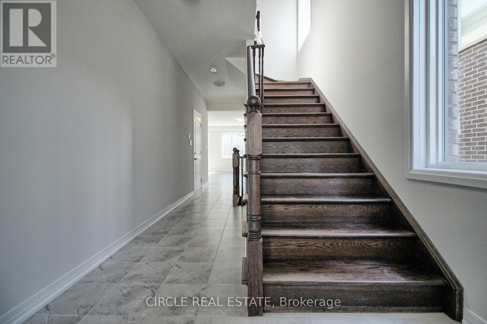 37 - 400 Newman Drive, Cambridge, Ontario  N1S 0E8 - Photo 10 - X12547872