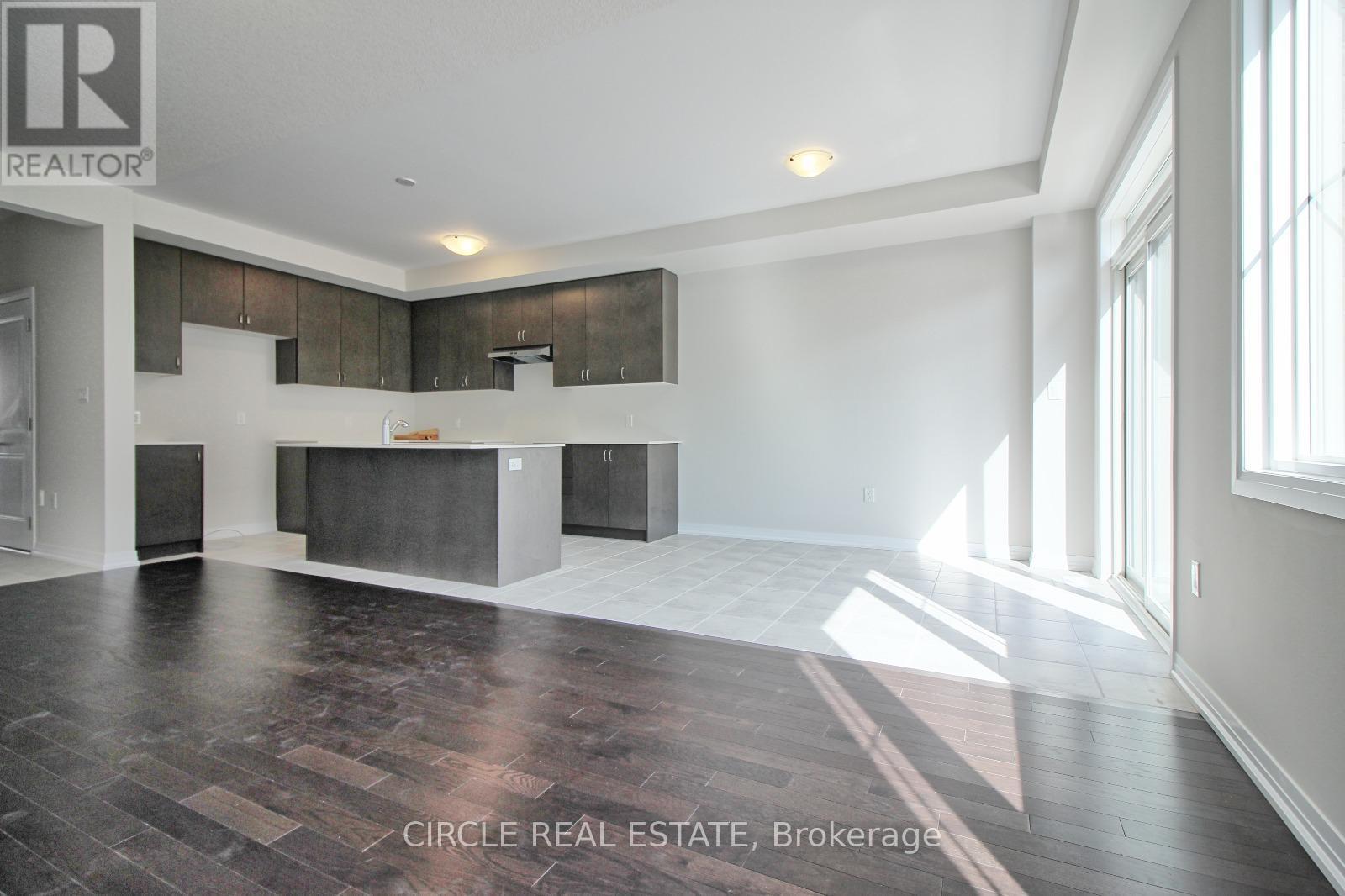 37 - 400 Newman Drive, Cambridge, Ontario  N1S 0E8 - Photo 7 - X12547872