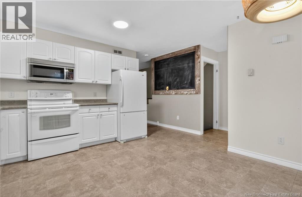 24 Briarlea Drive, Moncton, New Brunswick  E1G 2E9 - Photo 9 - NB130167